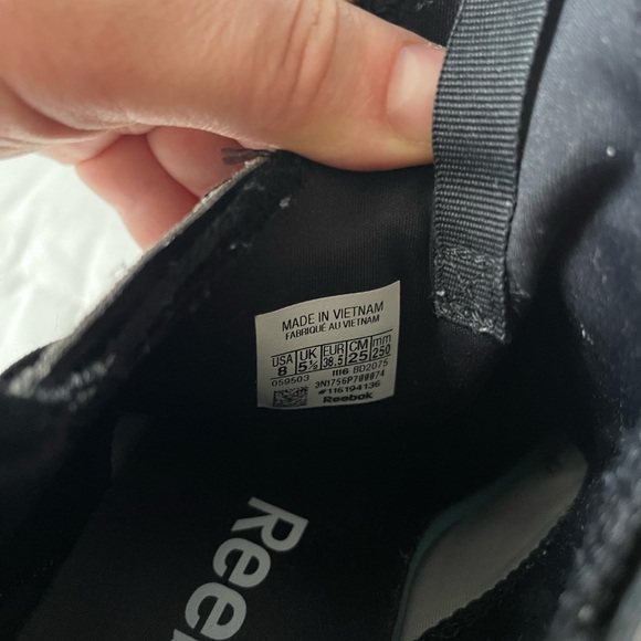 Reebok Runners for Sale - Picture 11 of 11
